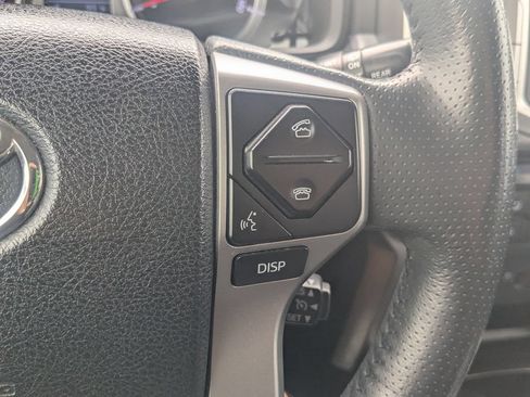 Used 2018 Toyota 4Runner Limited AWD/4WD image 13
