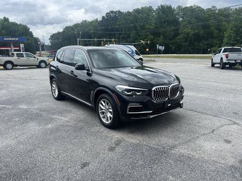 Used 2019 BMW X5 xDrive40i w/ Convenience Package AWD/4WD image 3