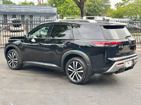 Used 2025 Nissan Pathfinder Platinum AWD/4WD image 4