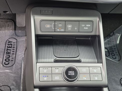 New 2026 Hyundai Kona Limited FWD image 28