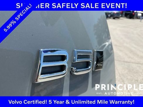 Certified 2025 Volvo XC40 B5 Plus w/ Protection Package Premier AWD/4WD image 30