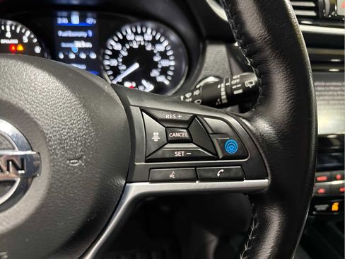 Used 2022 Nissan Rogue Sport SL image 15