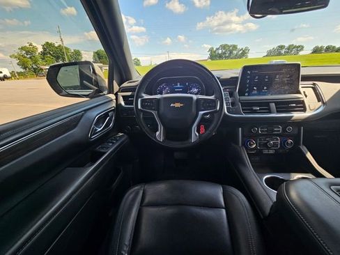 Used 2023 Chevrolet Tahoe LT w/ LT Signature Package AWD/4WD image 13