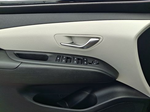 Certified 2023 Hyundai Tucson SEL AWD/4WD image 12