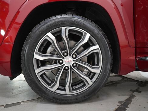 Used 2018 GMC Terrain Denali w/ Comfort Package AWD/4WD image 32
