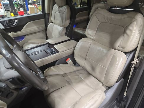 Used 2022 Lincoln Navigator L Reserve image 16