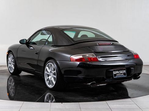 Used 2001 Porsche 911 Carrera RWD image 3