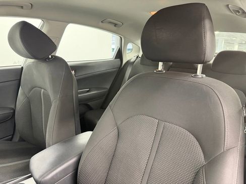 Used 2020 Kia Optima LX FWD image 23