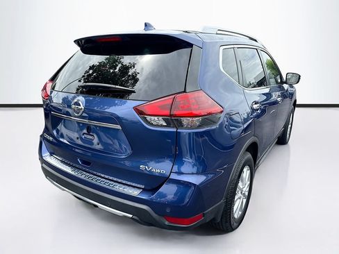 Used 2020 Nissan Rogue SV AWD/4WD image 9