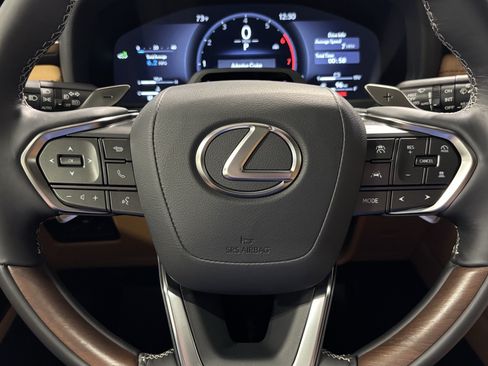 New 2026 Lexus LX 600 4WD w/ Luxury Package image 18