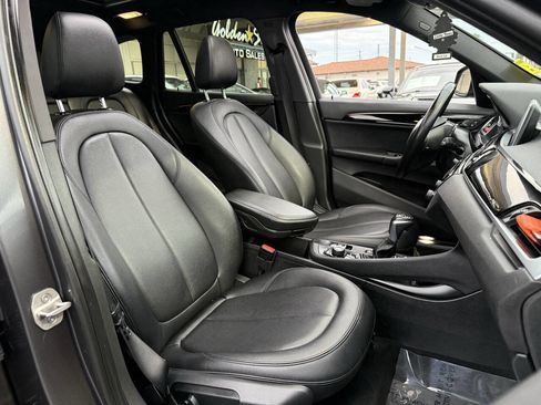Used 2017 BMW X1 xDrive28i image 13