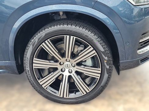 New 2024 Volvo XC90 T8 Ultimate w/ Protection Package Premier image 9