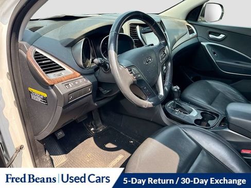 Used 2017 Hyundai Santa Fe SE w/ SE Premium Package 02 AWD/4WD image 10