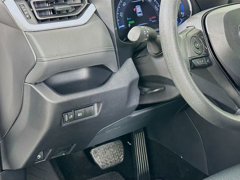 Certified 2025 Toyota RAV4 LE image 10