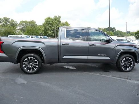 Used 2023 Toyota Tundra Limited w/ Power Package AWD/4WD image 9