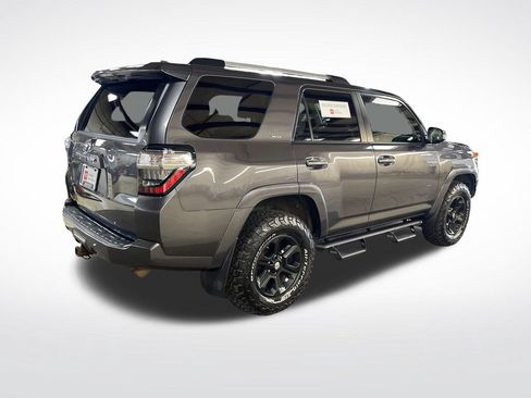 Certified 2019 Toyota 4Runner SR5 Premium AWD/4WD image 5