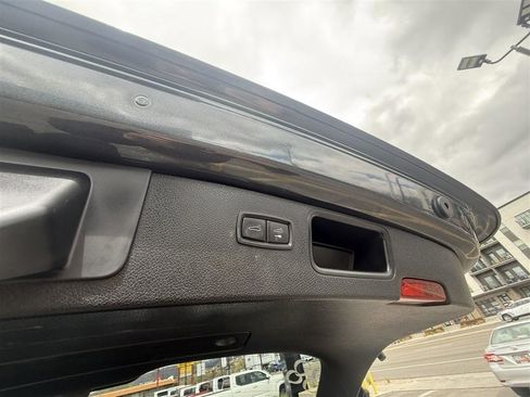 Used 2018 Porsche Macan S image 33