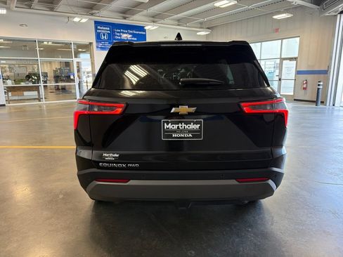 Used 2026 Chevrolet Equinox LT AWD/4WD image 6