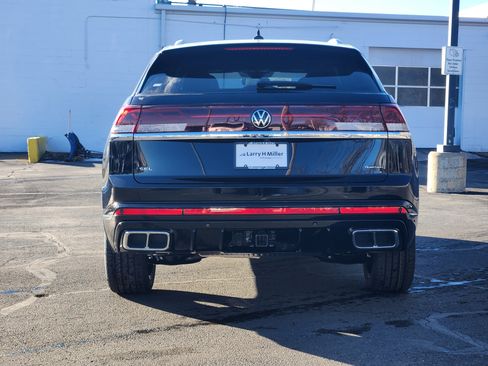 New 2026 Volkswagen Atlas Cross Sport SEL Premium R-Line AWD/4WD image 5