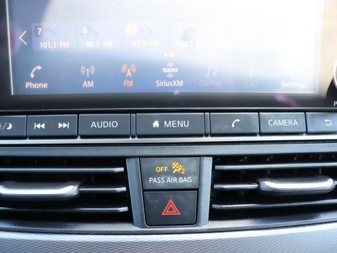 Used 2024 Nissan Altima 2.5 SR FWD image 31