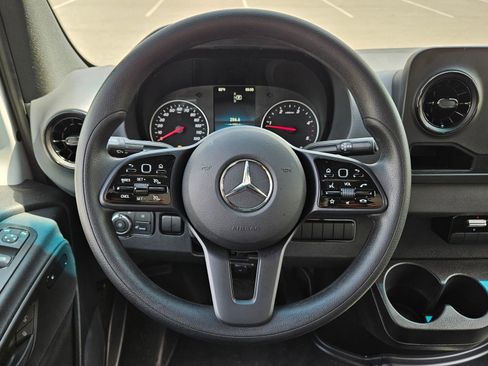 New 2024 Mercedes-Benz Sprinter 3500 image 16