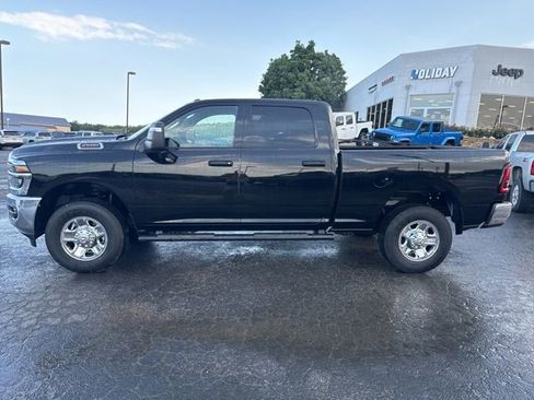 New 2026 RAM 2500 Tradesman AWD/4WD image 2