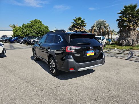 Used 2023 Subaru Outback Limited image 5