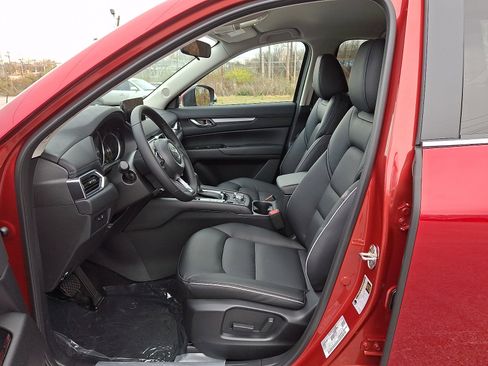 New 2025 MAZDA CX-5 AWD 2.5 S w/ Select Package image 13