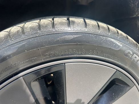 Used 2025 Tesla Model 3 Long Range image 32