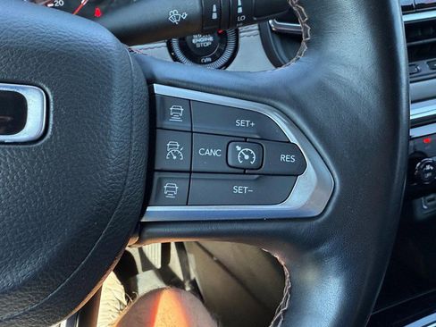 Used 2022 Jeep Compass Limited image 19