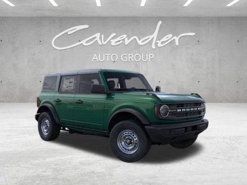 New 2025 Ford Bronco 4-Door AWD/4WD image 8