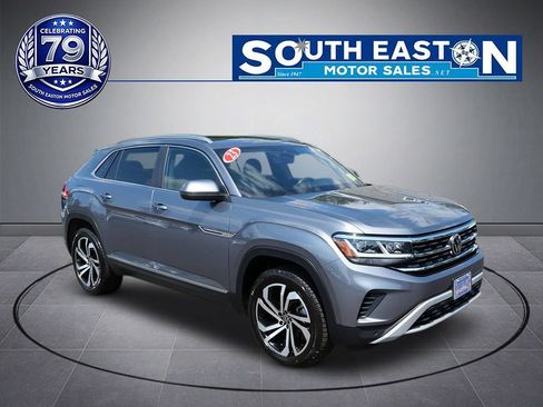 Used 2023 Volkswagen Atlas Cross Sport SEL AWD/4WD image 2