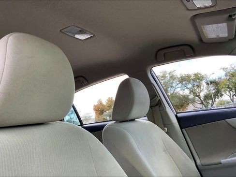 Used 2013 Toyota Corolla LE FWD image 14