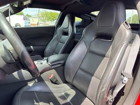 Used 2019 Chevrolet Corvette Stingray Coupe w/ 1LT RWD image 15
