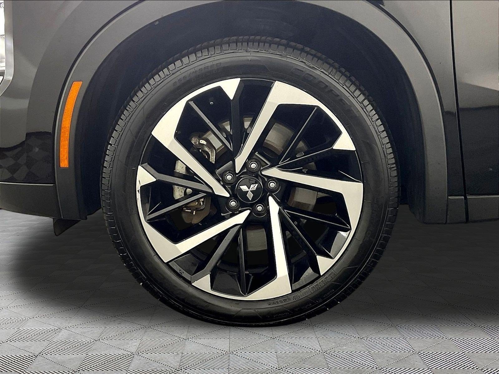 Used 2022 Mitsubishi Outlander SE AWD/4WD image 33