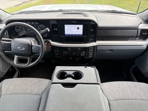Used 2026 Ford F250 XLT AWD/4WD image 11