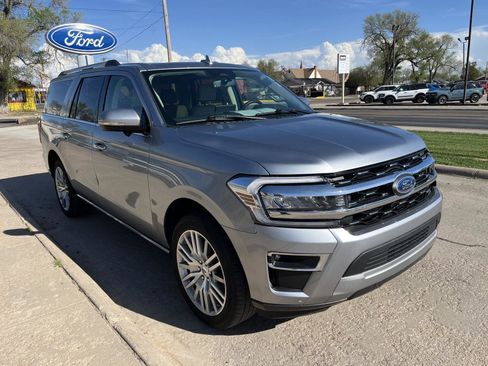 Used 2024 Ford Expedition Max Limited RWD image 4