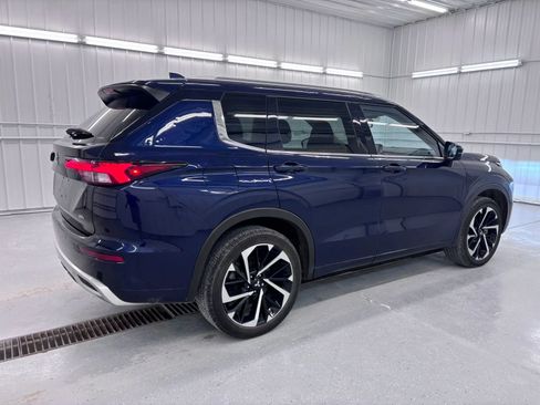 Used 2024 Mitsubishi Outlander SEL AWD/4WD image 4