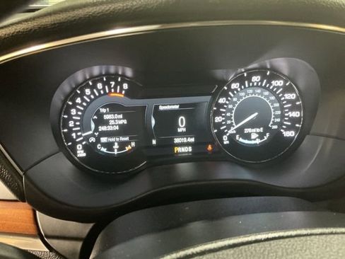 Used 2019 Lincoln MKC Reserve w/ MKC Climate Package image 16