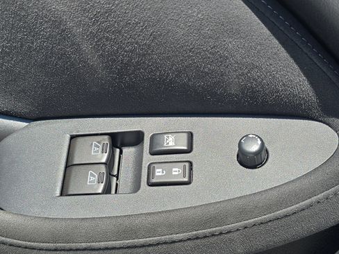 Used 2020 Nissan 370Z Touring Sport image 24