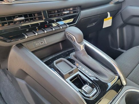 New 2026 GMC Canyon Elevation w/ Convenience Package image 21