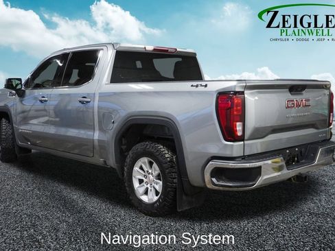 Used 2024 GMC Sierra 1500 SLE AWD/4WD image 2