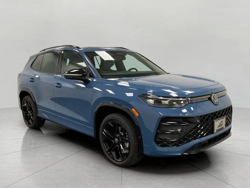 New 2026 Volkswagen Tiguan SE R-Line AWD/4WD image 1