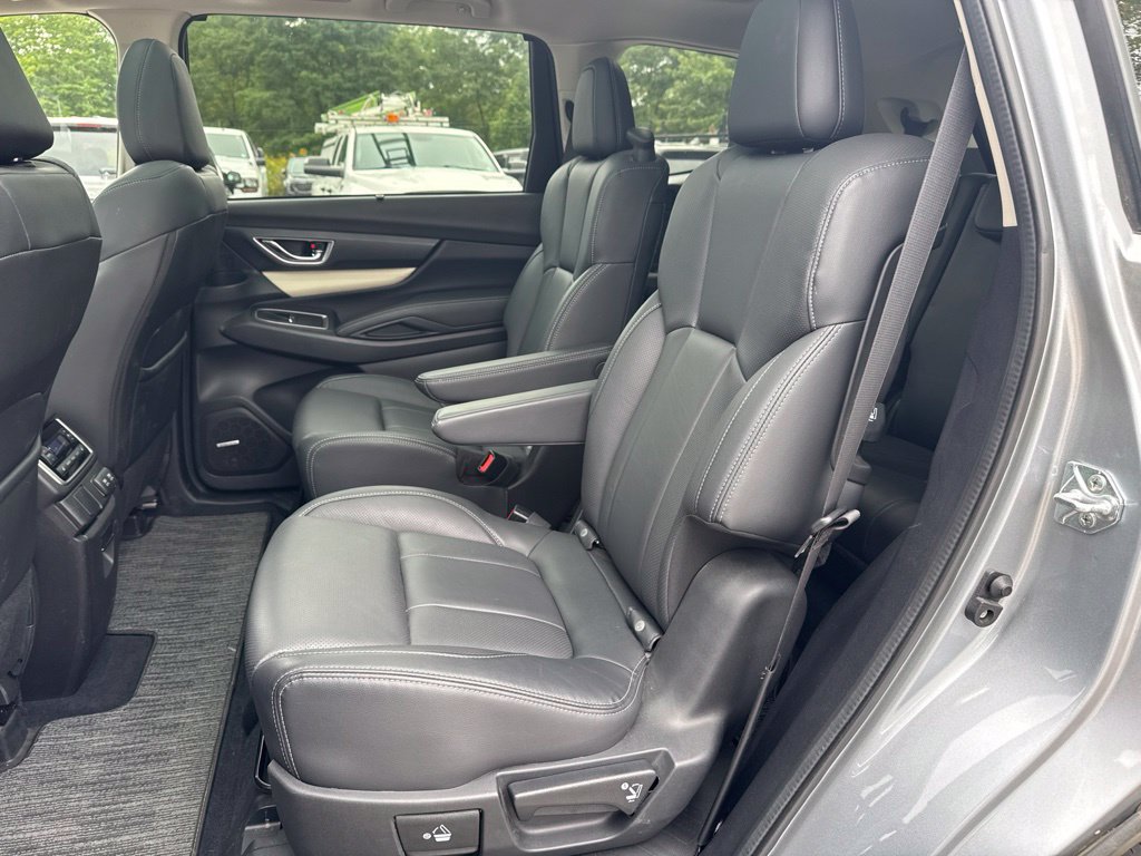 Used 2021 Subaru Ascent Limited AWD/4WD image 10