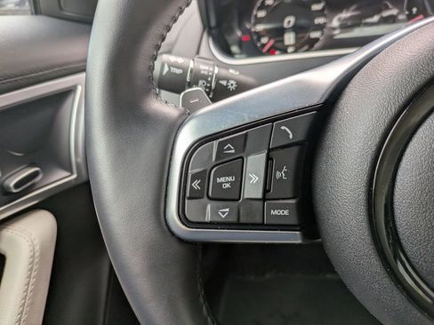 Used 2023 Jaguar F-TYPE Coupe image 22