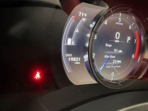 Used 2023 Lexus IS 350 F Sport image 32