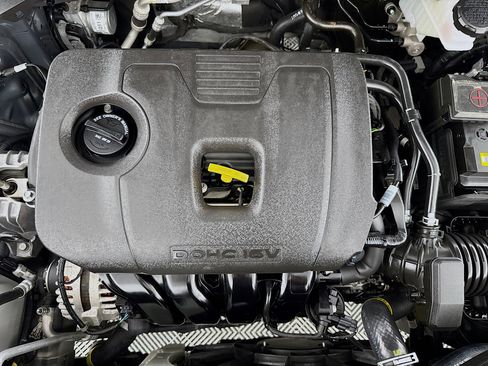 Used 2025 Kia Seltos S FWD image 38