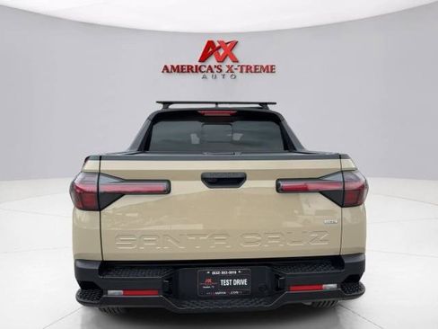 Used 2023 Hyundai Santa Cruz SEL w/ Activity Package AWD/4WD image 4