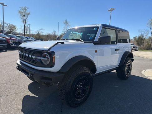 New 2026 Ford Bronco Badlands AWD/4WD image 7