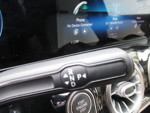 Used 2021 Mercedes-Benz GLA 250 4MATIC image 28